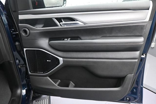 2026 Jeep Grand Wagoneer Limited Altitude