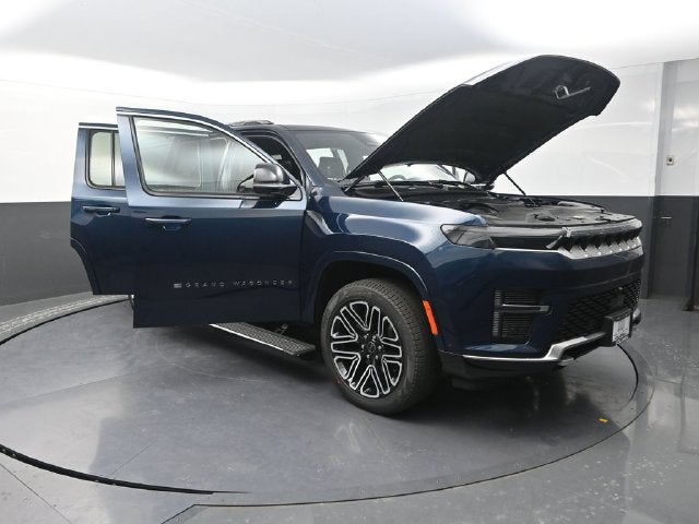 2027 Jeep Grand Wagoneer Base