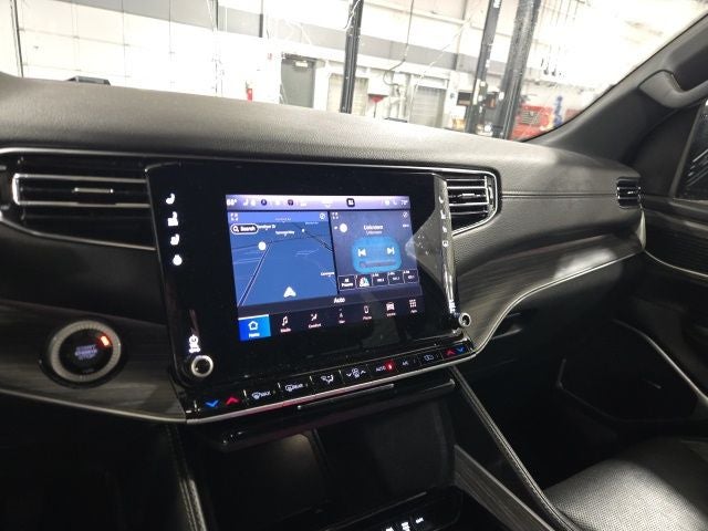 2023 Jeep Wagoneer Series III