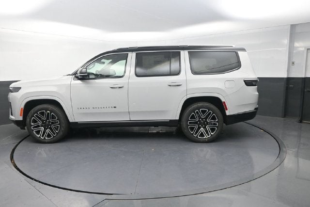 2027 Jeep Grand Wagoneer Base