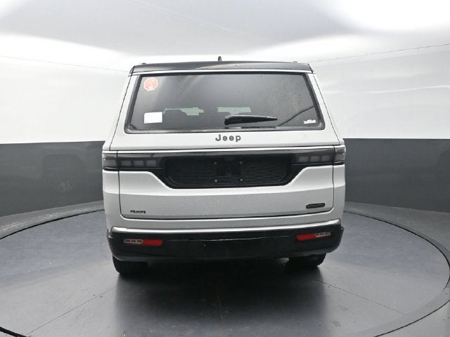 2027 Jeep Grand Wagoneer Base