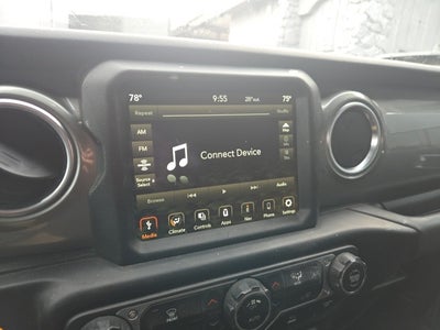 2022 Jeep Gladiator Overland