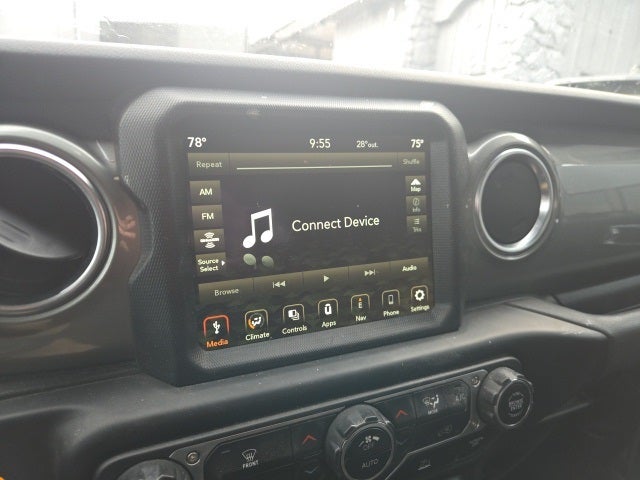 2022 Jeep Gladiator Overland