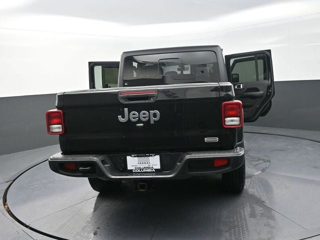 2022 Jeep Gladiator Overland