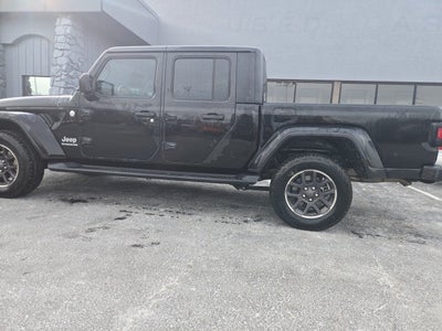 2022 Jeep Gladiator Overland