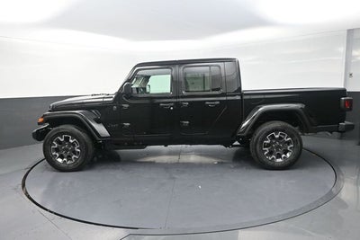2026 Jeep Gladiator Sahara
