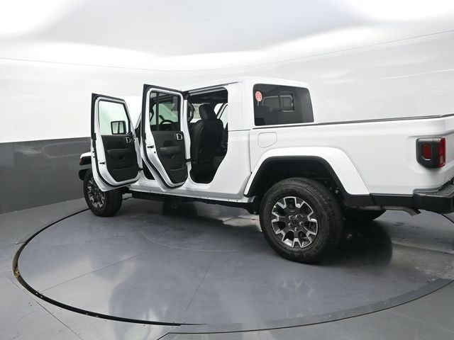 2026 Jeep Gladiator Sahara