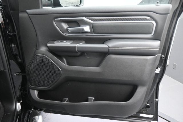 2027 RAM 1500 Big Horn/Lone Star