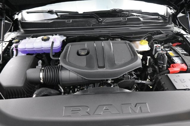 2027 RAM 1500 Big Horn/Lone Star