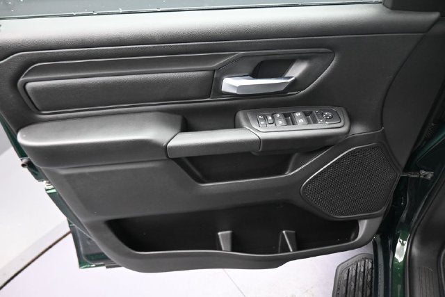 2027 RAM 1500 Express