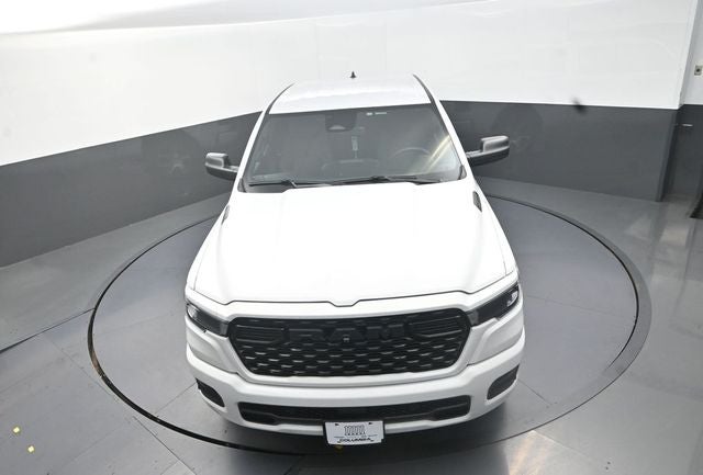 2026 RAM 1500 Express LONG BOX