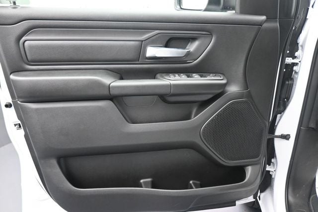 2026 RAM 1500 Express LONG BOX