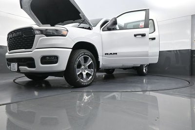 2026 RAM 1500 Express LONG BOX