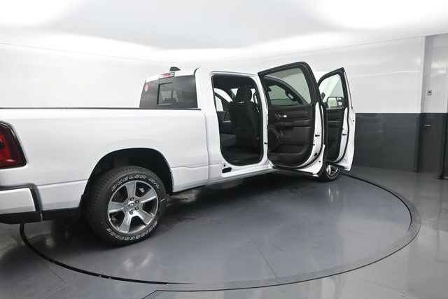 2026 RAM 1500 Express LONG BOX