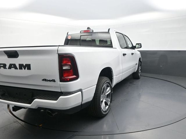 2026 RAM 1500 Express LONG BOX