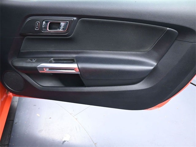 2015 Ford Mustang V6