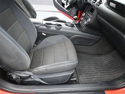 2015 Ford Mustang V6