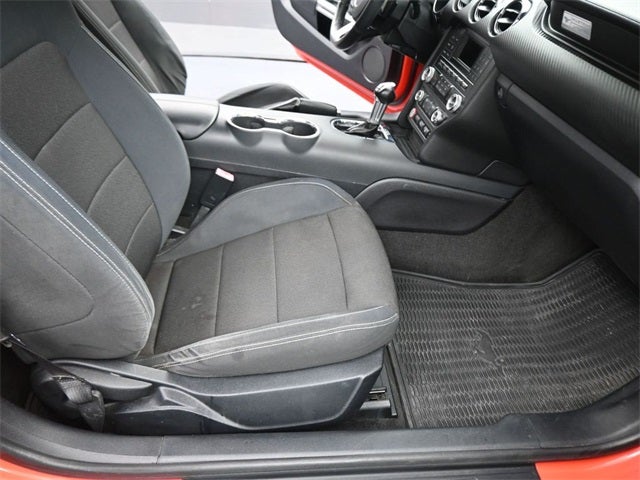 2015 Ford Mustang V6