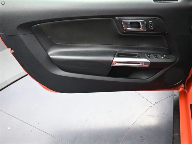 2015 Ford Mustang V6