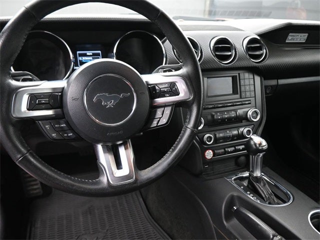 2015 Ford Mustang V6