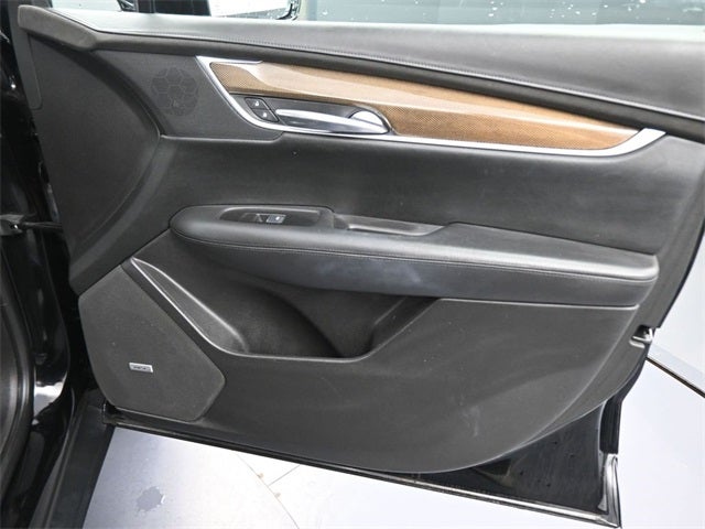 2017 Cadillac XT5 Platinum