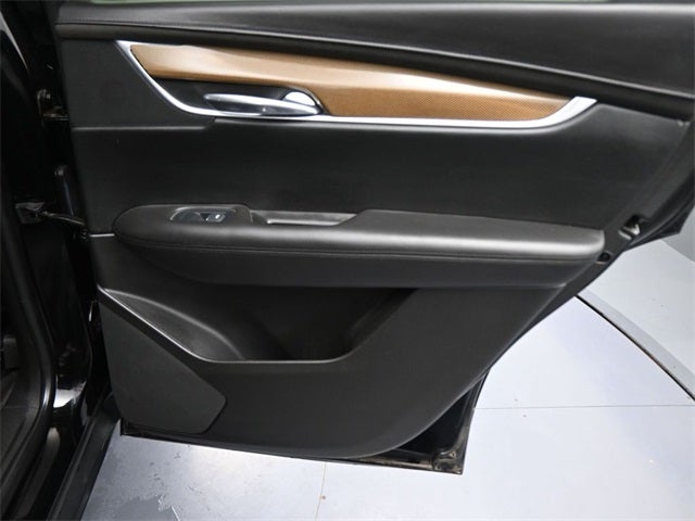 2017 Cadillac XT5 Platinum