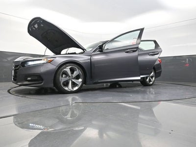 2019 Honda Accord Touring 2.0T