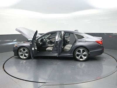 2019 Honda Accord Touring 2.0T