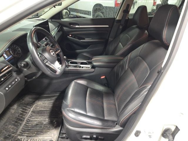 2023 Nissan Altima 2.0 SR