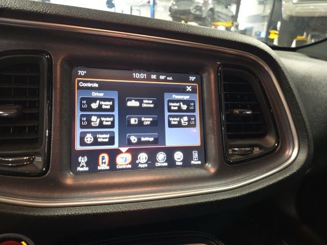 2015 Dodge Challenger SRT 392