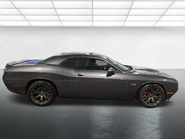 2015 Dodge Challenger SRT 392