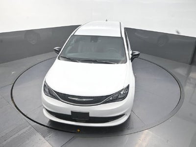 2027 Chrysler Pacifica LX