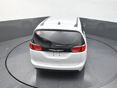 2027 Chrysler Pacifica LX