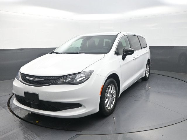 2027 Chrysler Pacifica LX