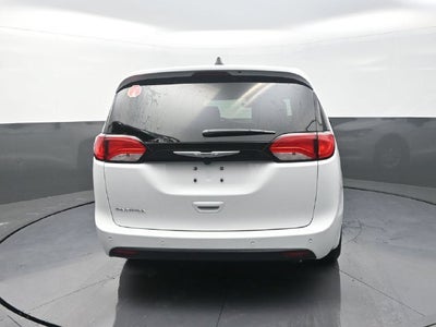 2027 Chrysler Pacifica LX