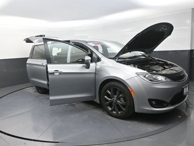 2019 Chrysler Pacifica Touring Plus