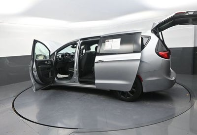 2019 Chrysler Pacifica Touring Plus