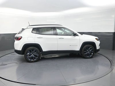 2026 Jeep Compass Base