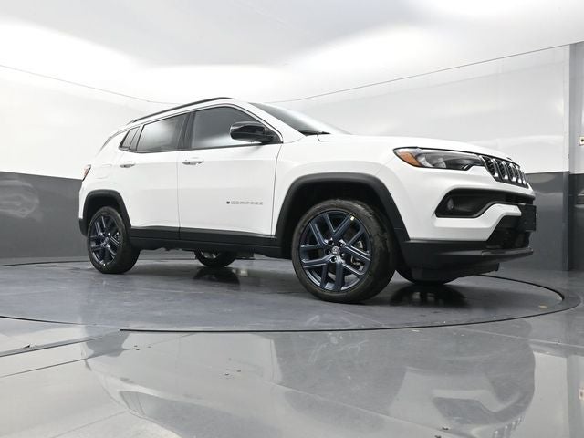 2026 Jeep Compass Base