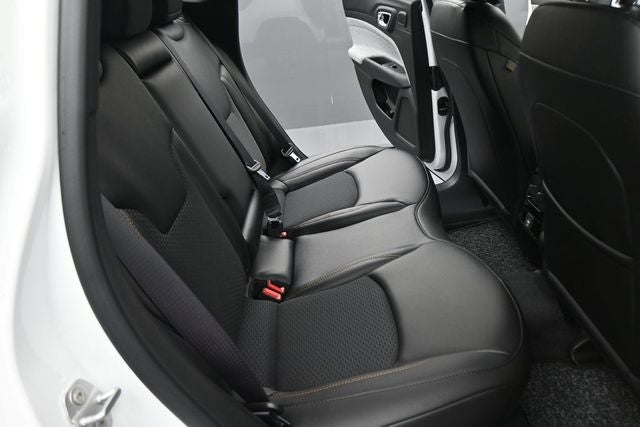 2026 Jeep Compass Base