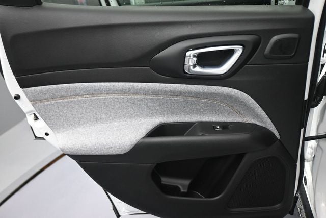 2026 Jeep Compass Base