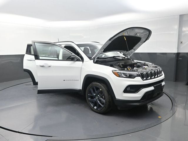 2026 Jeep Compass Base