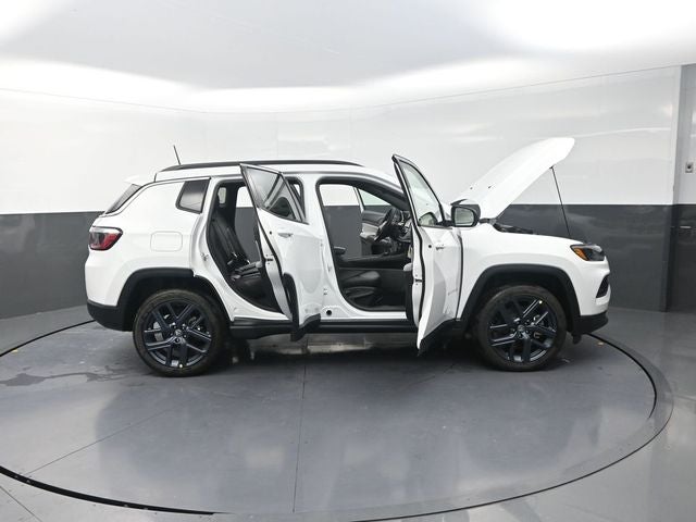 2026 Jeep Compass Base
