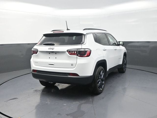 2026 Jeep Compass Base