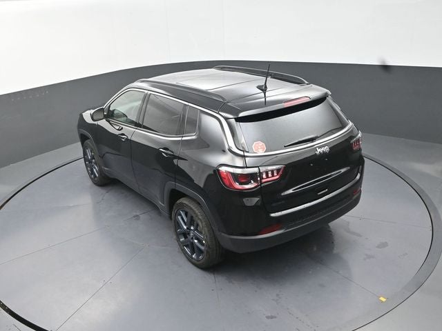2026 Jeep Compass Base