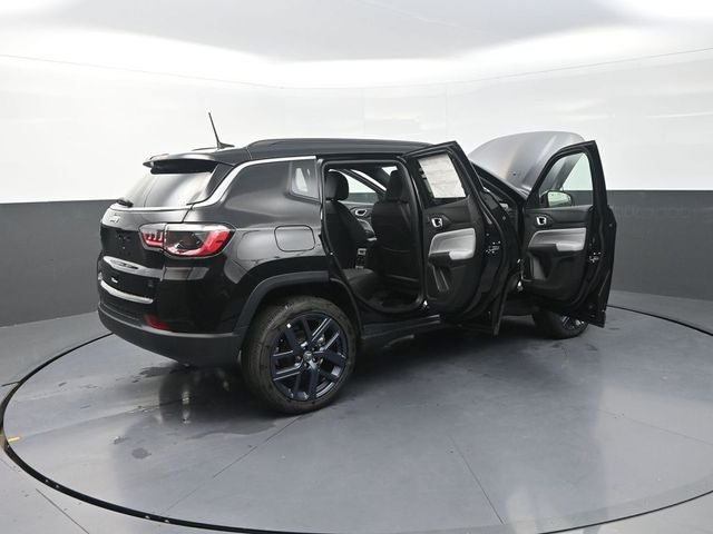 2026 Jeep Compass Base