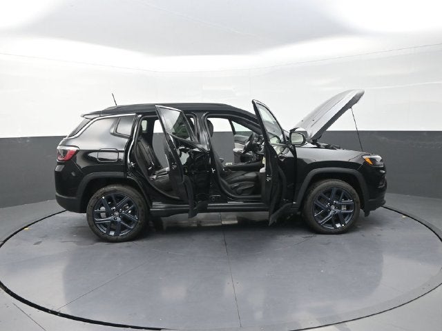 2026 Jeep Compass Base
