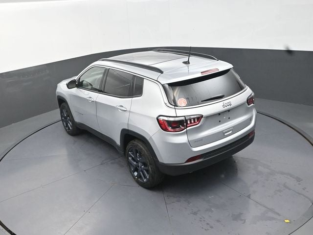 2026 Jeep Compass Base