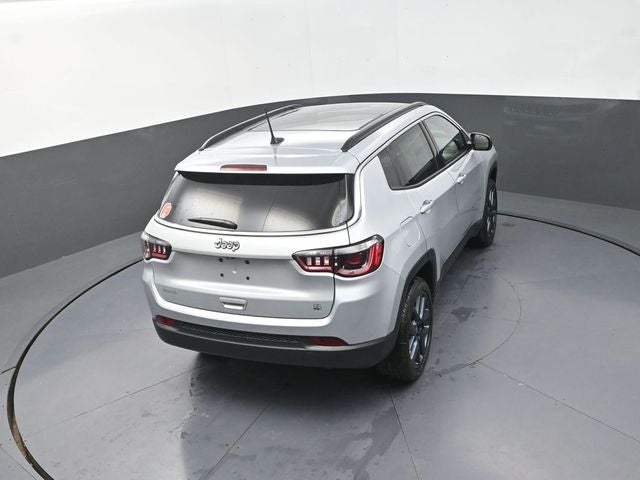 2026 Jeep Compass Base
