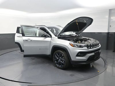 2026 Jeep Compass Base